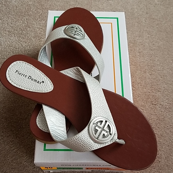 Brand New Pierre Dumas Slip On Sandals - Picture 2 of 3